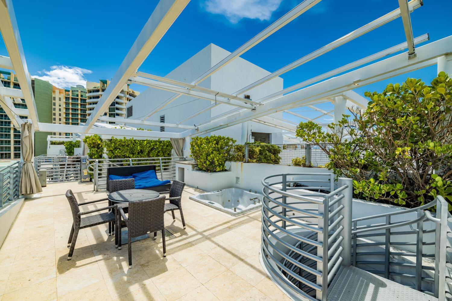 Appartement Large On Ocean Drive With Direct Access To The *